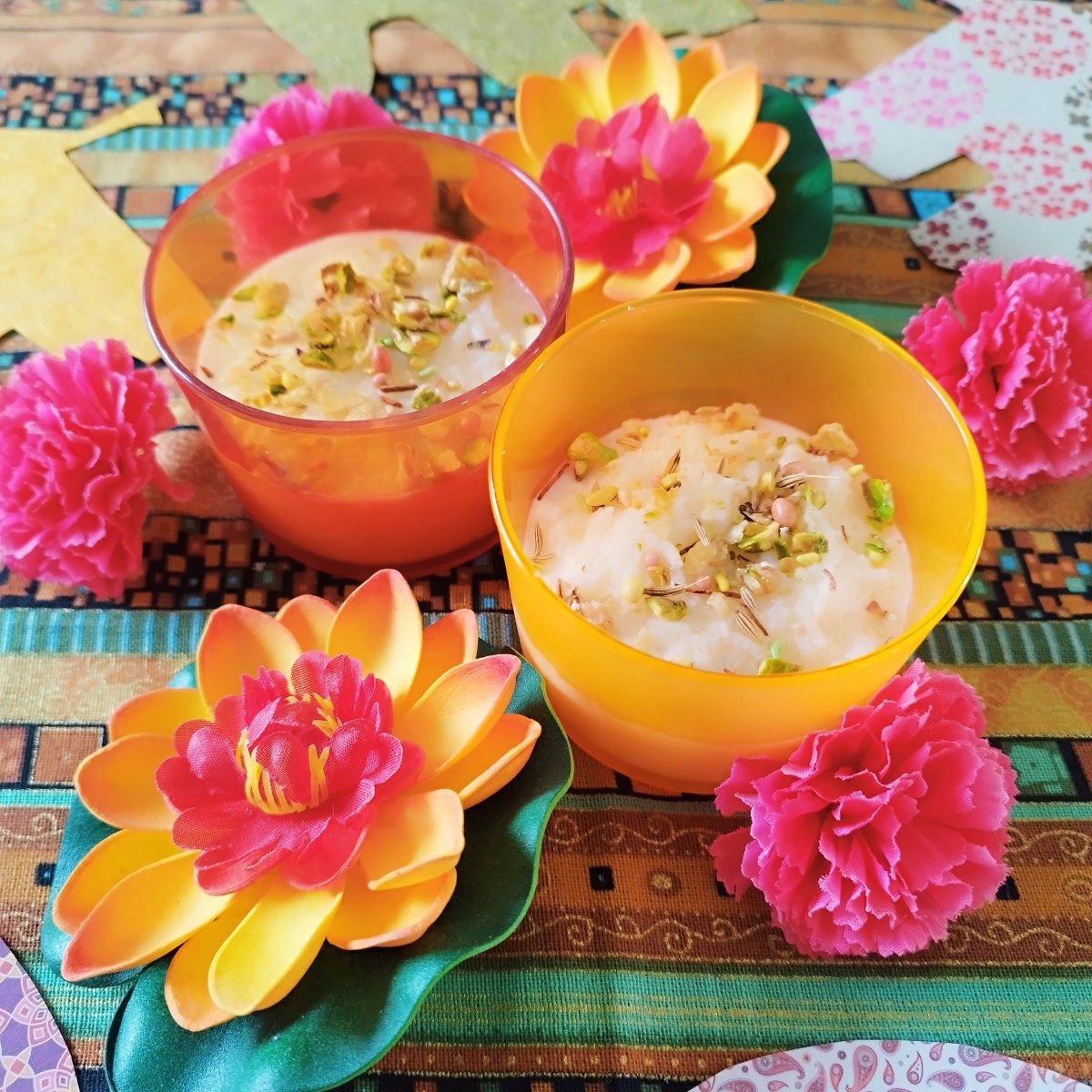 Kheer, riz au lait rose et&nbsp;cardamome